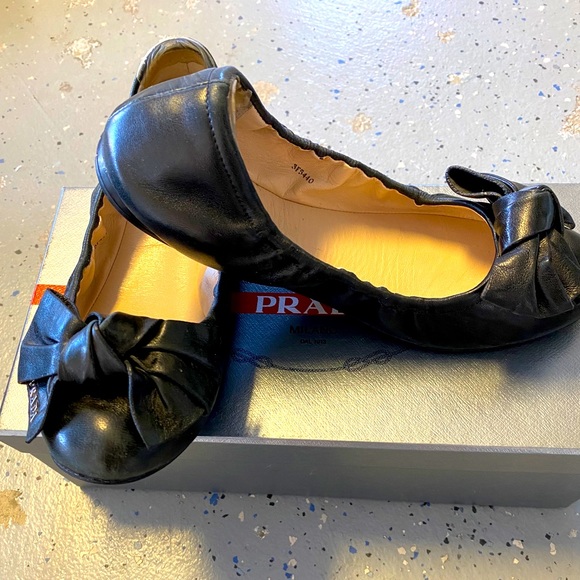 Shoes - Picture 1 of 9